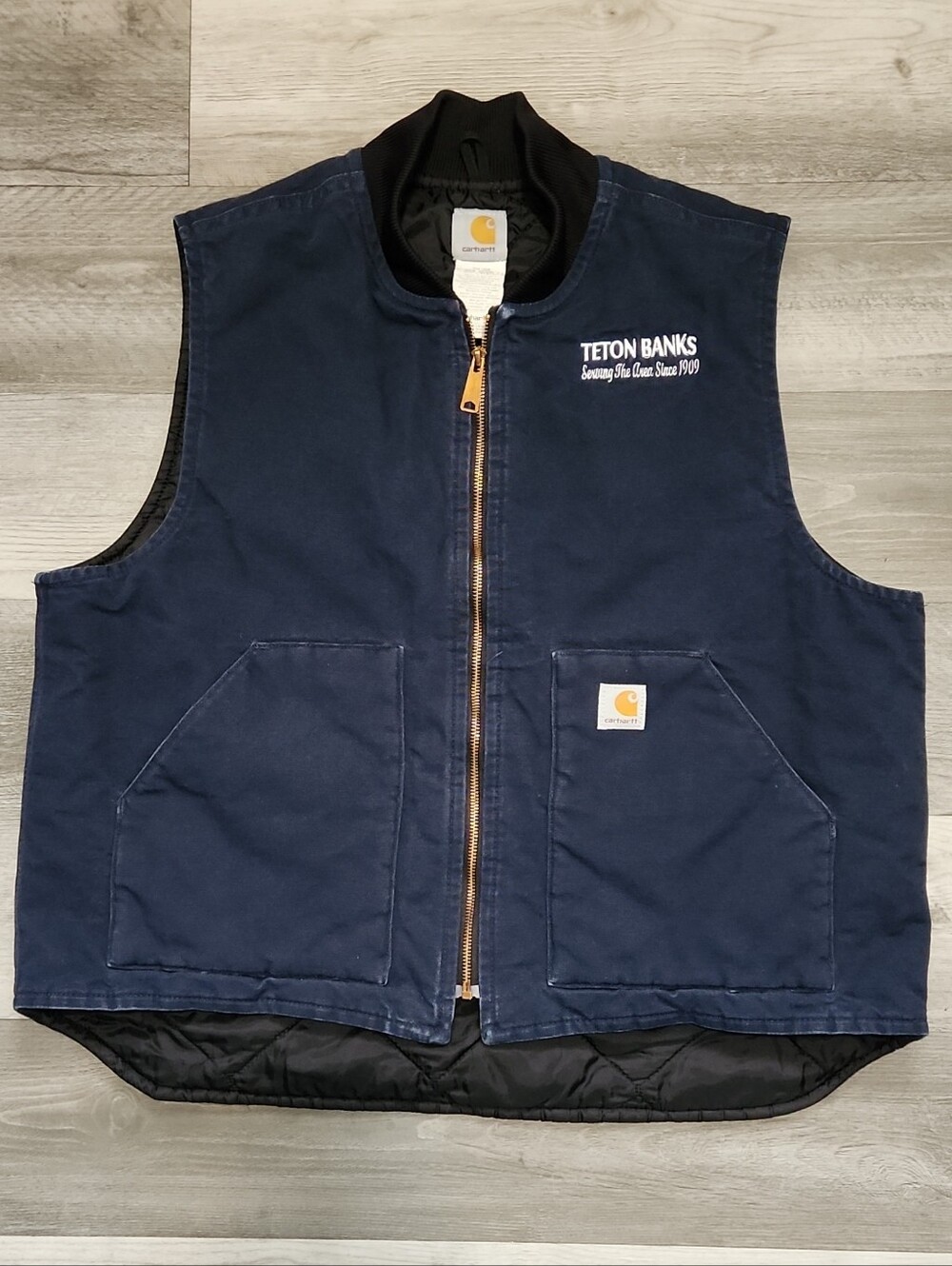 Carhartt Navy Black Quilted Work Vest with Teton Banks Embroidery Mens XL